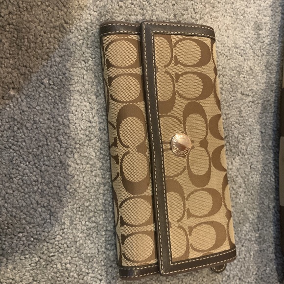 Used - Coach bag and wallet. - Picture 10 of 12